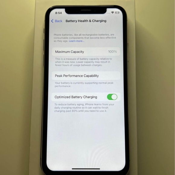 iPhone X 256GB Factory Unlocked - Brand New - Picture 3 of 4